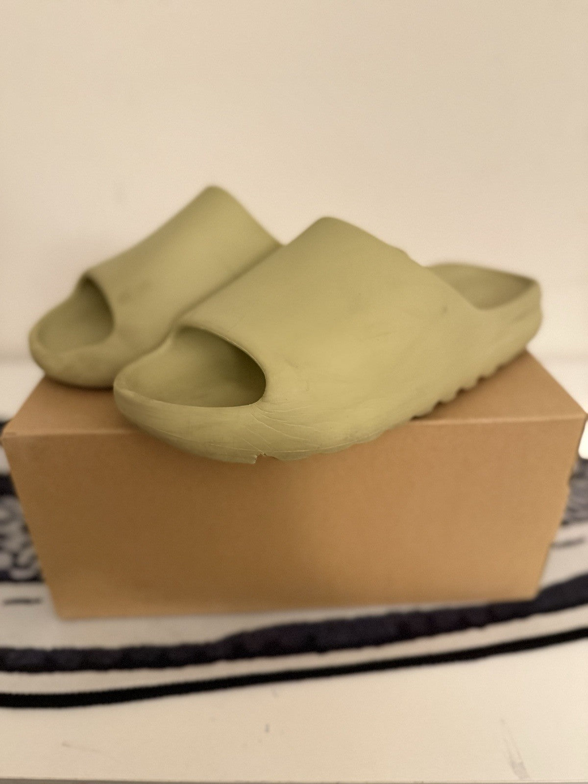 yeezy slide resin mens fx0494